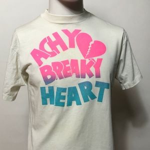 COPY - Achy Breaky Heart print Vintage Tee